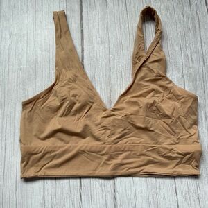 Butter Comfy Bralette
Commando